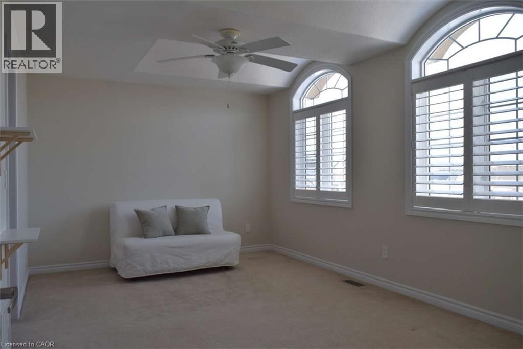 50 FERRIS DRIVE Image 15