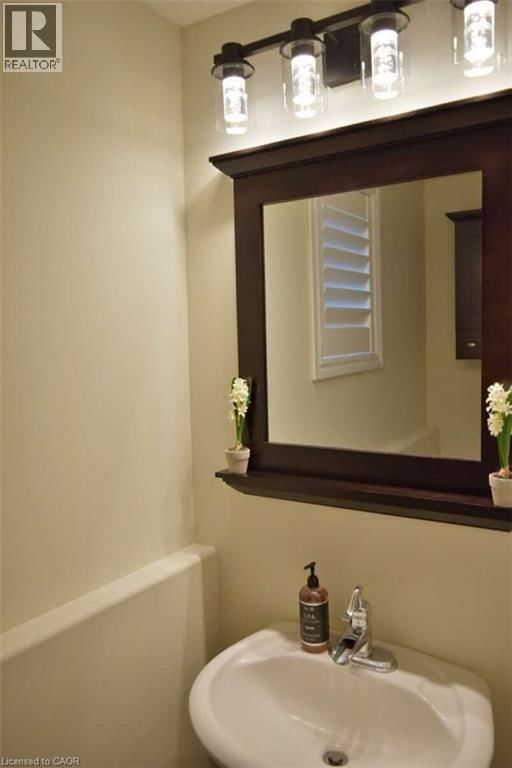 50 FERRIS DRIVE Image 9