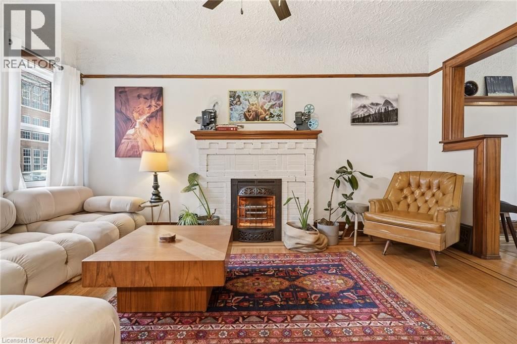 80 WEIR STREET NORTH Image 19