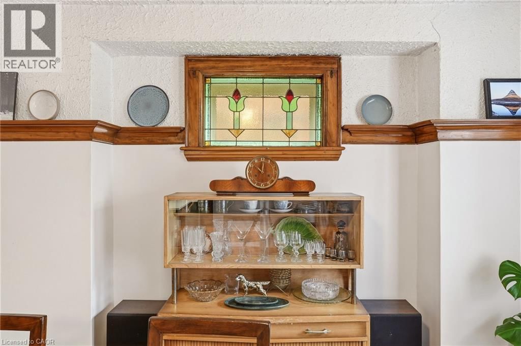 80 WEIR STREET NORTH Image 25