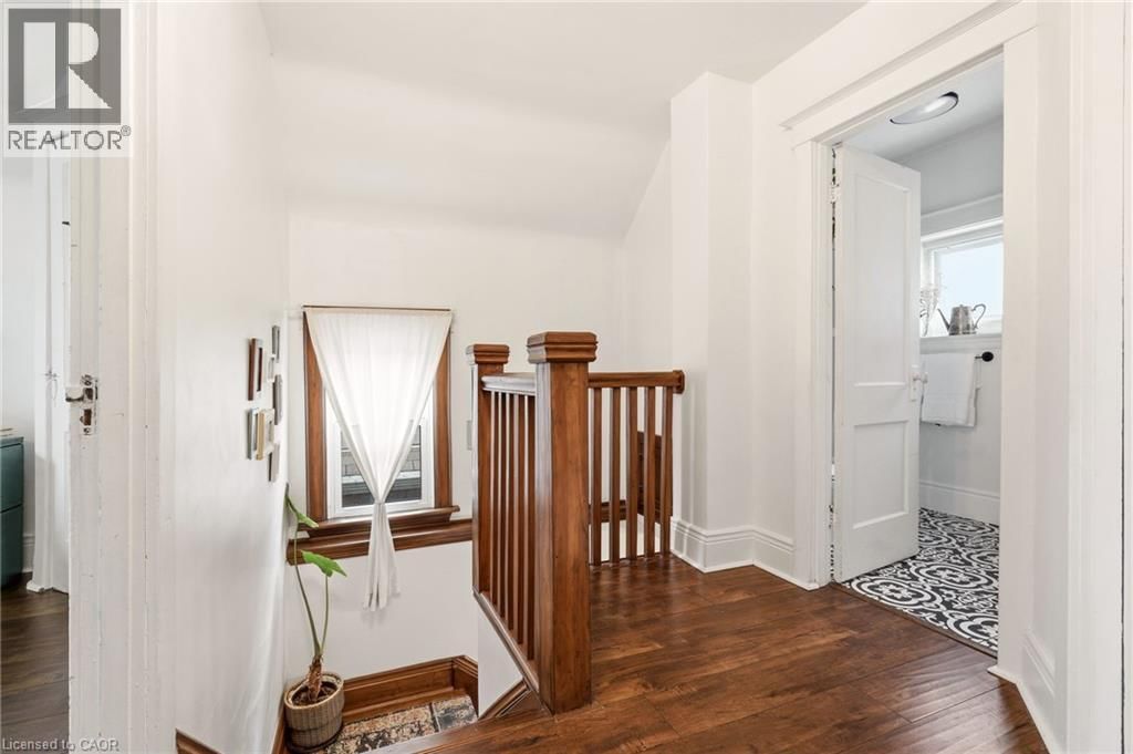 80 WEIR STREET NORTH Image 27