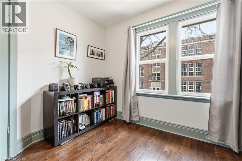 80 WEIR STREET NORTH Image 33