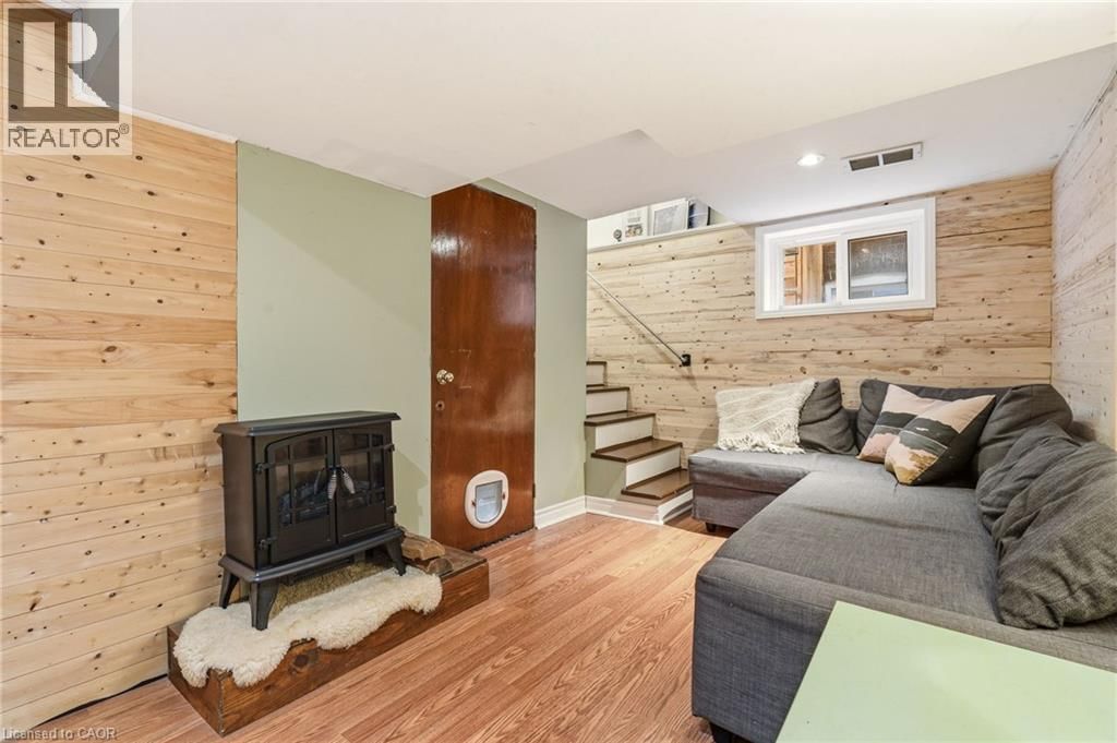 80 WEIR STREET NORTH Image 35