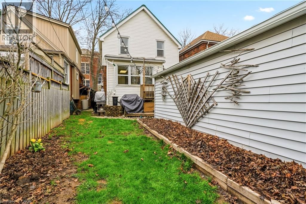 80 WEIR STREET NORTH Image 39