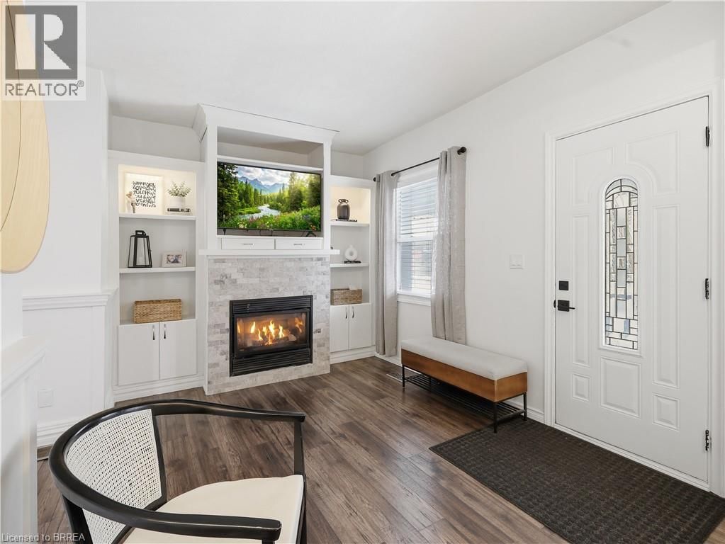 167 ELGIN STREET Image 7