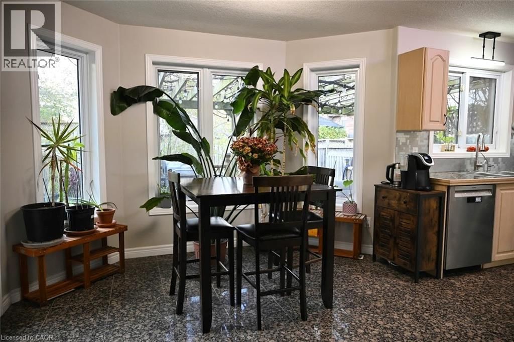 11 APPLE RIDGE DRIVE Image 16