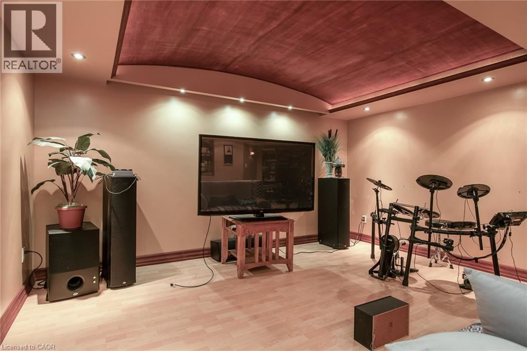 11 APPLE RIDGE DRIVE Image 36