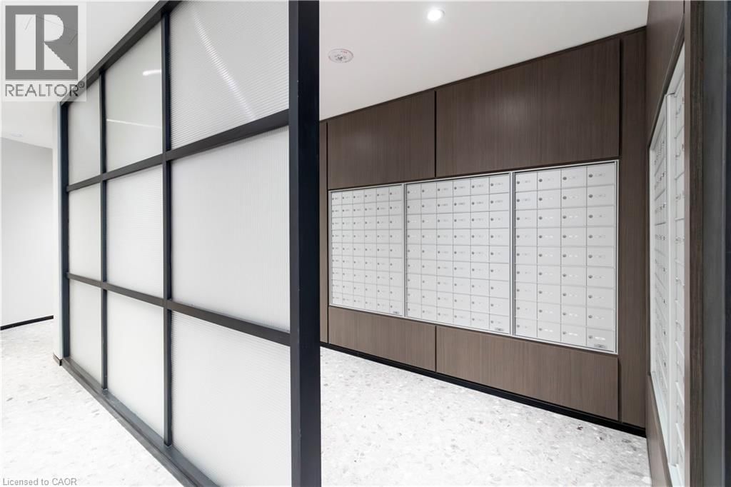 3412 - 25 WELLINGTON STREET SOUTH Image 5