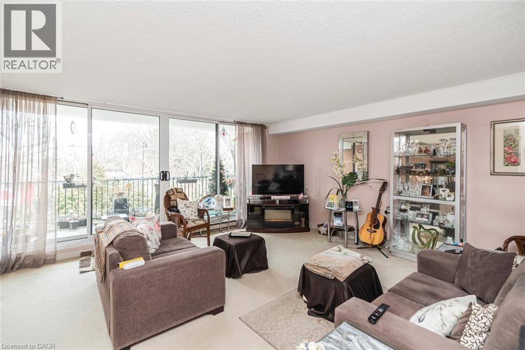 304 - 150 WILSON STREET WEST Image 8