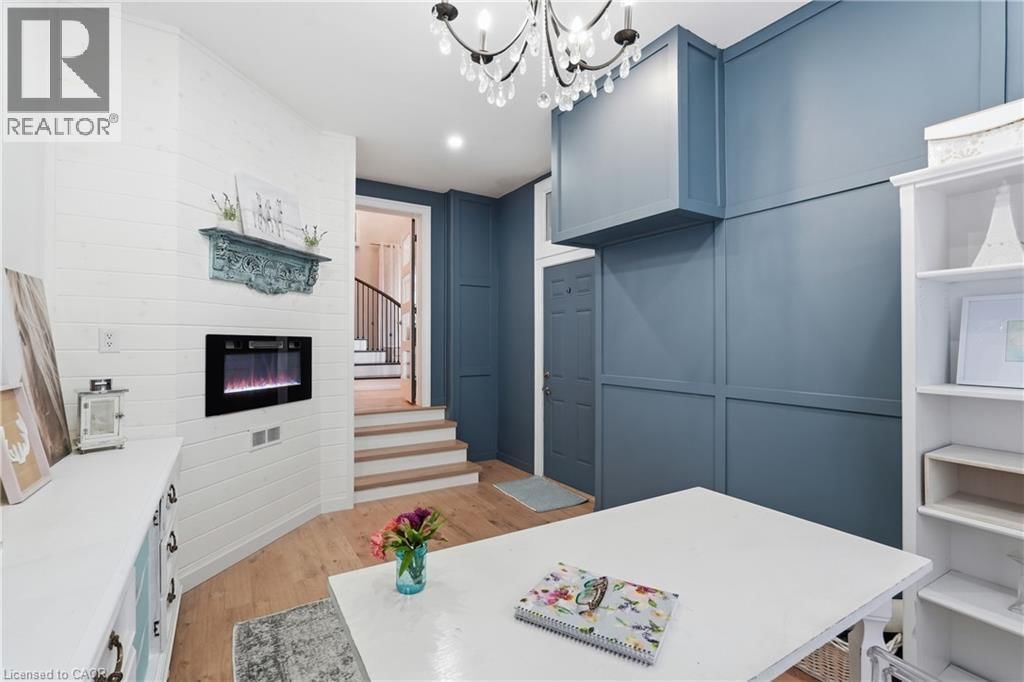 36 PAVILION DRIVE Image 16