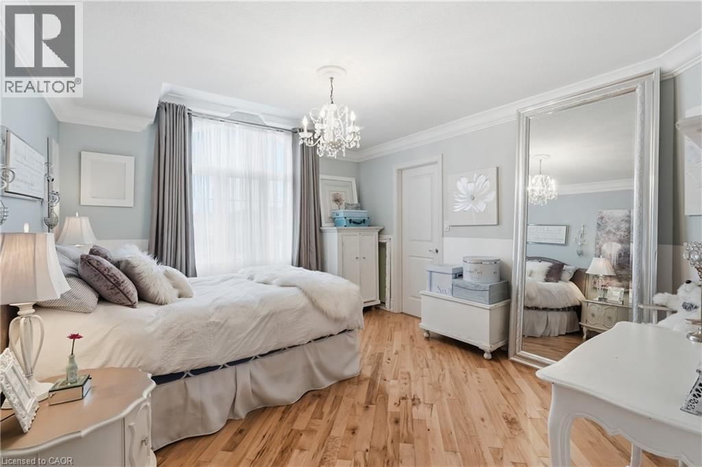 36 PAVILION DRIVE Image 27