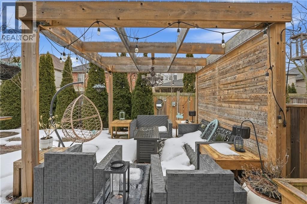 36 PAVILION DRIVE Image 39