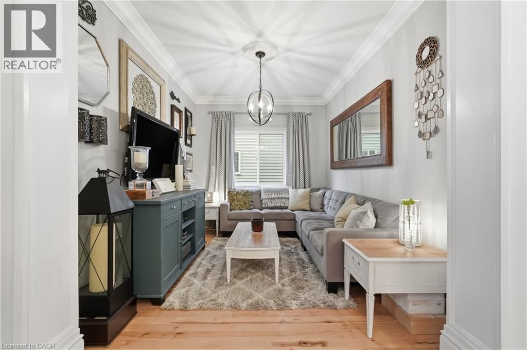 36 PAVILION DRIVE Image 5