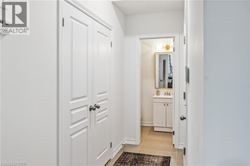 31 - 54 NISBET BOULEVARD Image 8