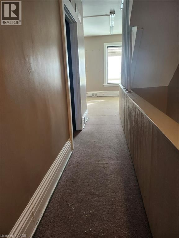 479 MAIN STREET EAST Image 19