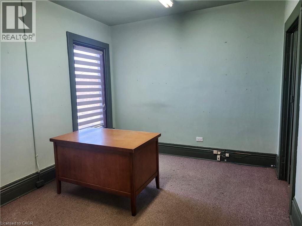 479 MAIN STREET EAST Image 20