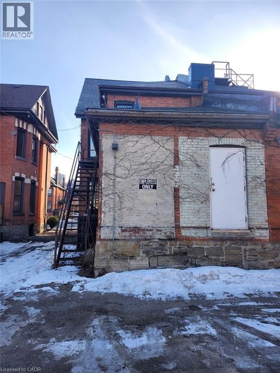 479 MAIN STREET EAST Image 28