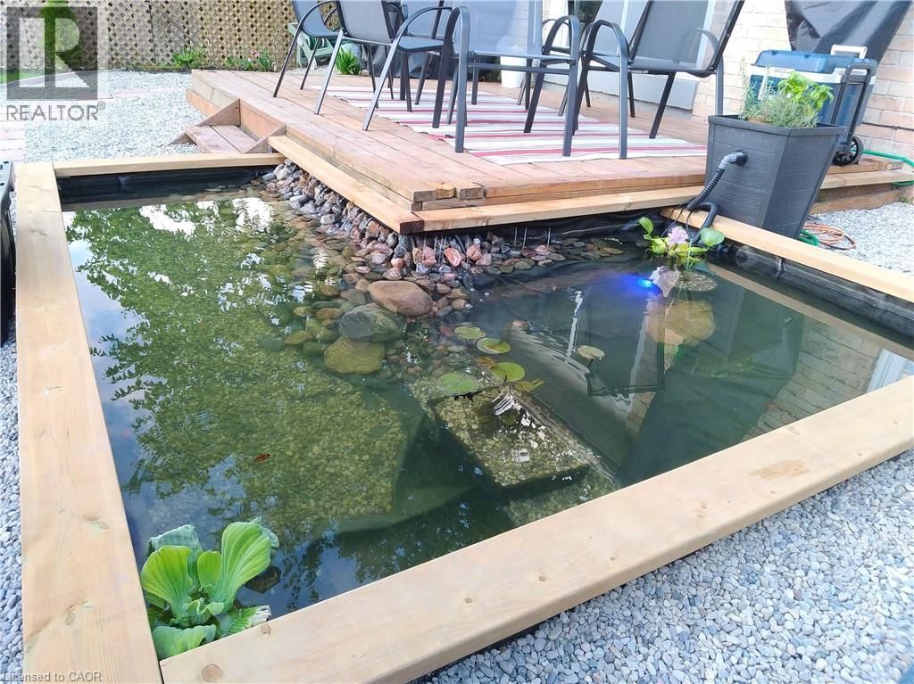 395 MAIDSTONE CRESCENT Image 47