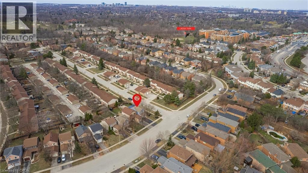 395 MAIDSTONE CRESCENT Image 5