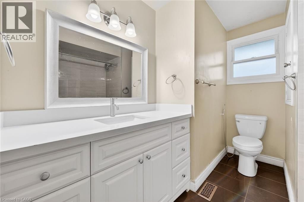 7053 BONNIE STREET Image 16