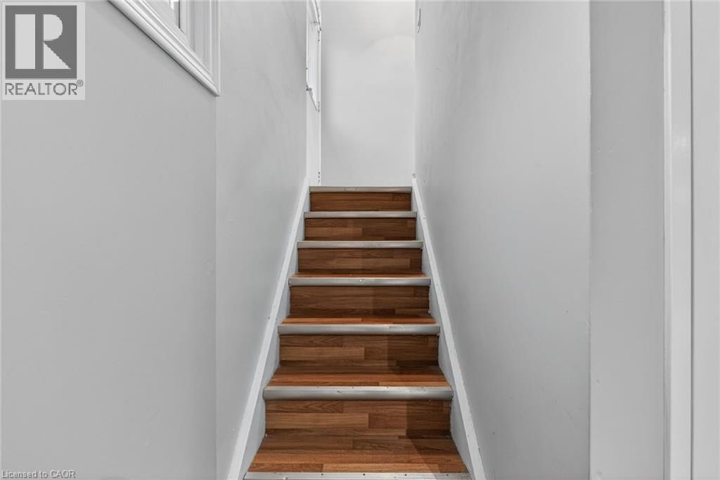 7053 BONNIE STREET Image 23