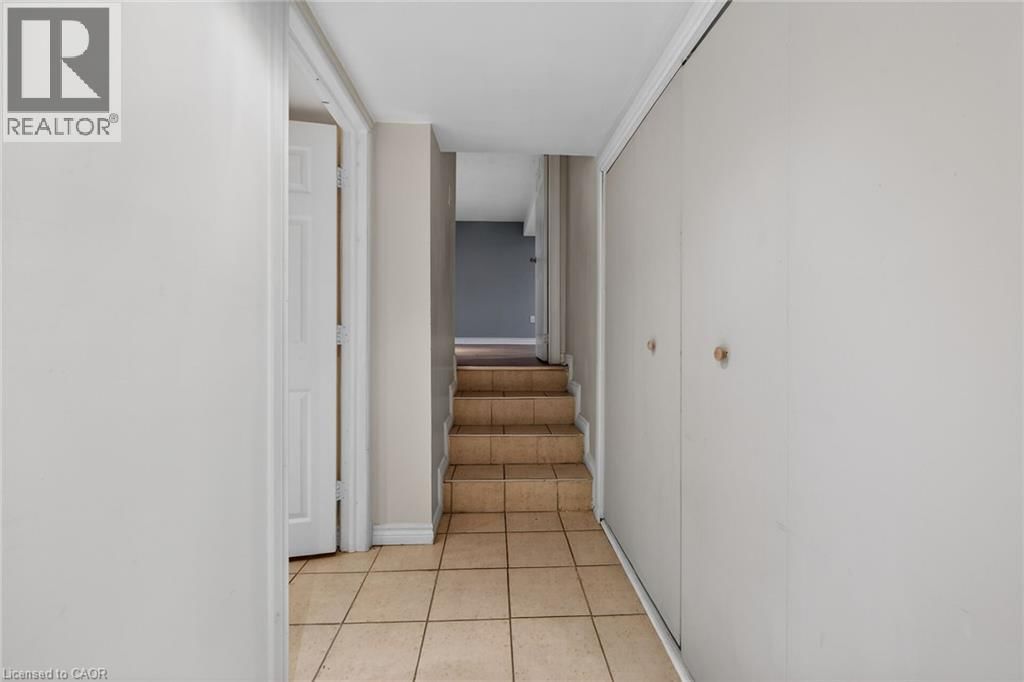 7053 BONNIE STREET Image 28