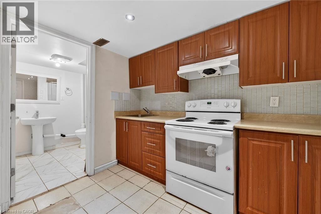 7053 BONNIE STREET Image 30