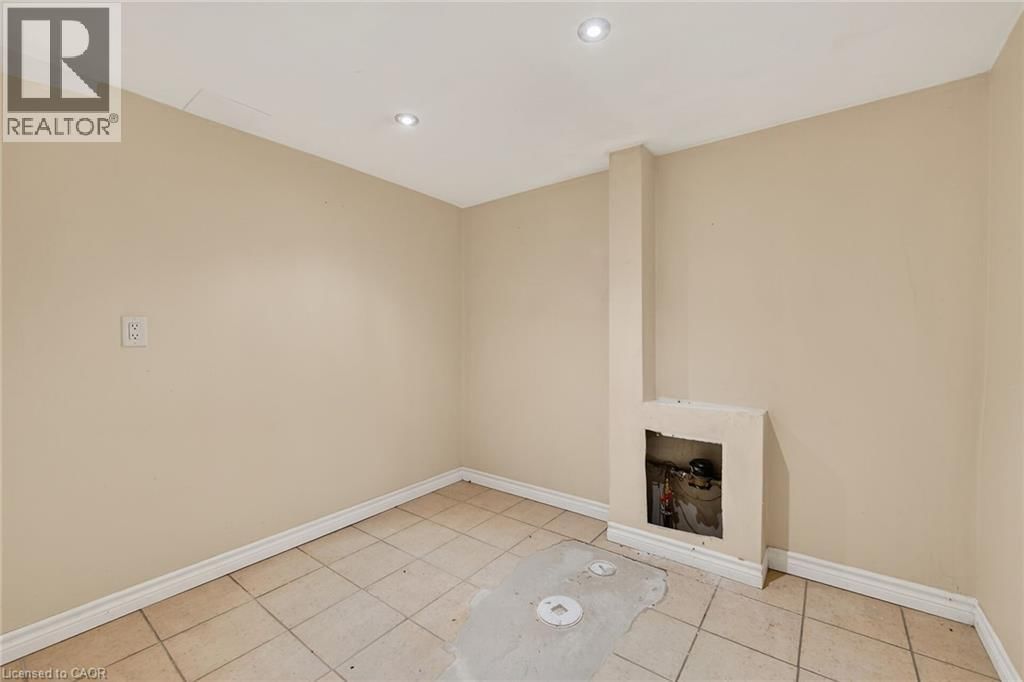 7053 BONNIE STREET Image 34