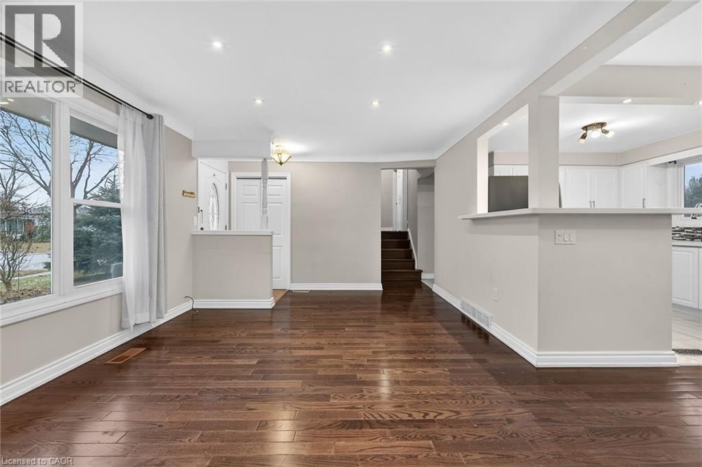 7053 BONNIE STREET Image 8