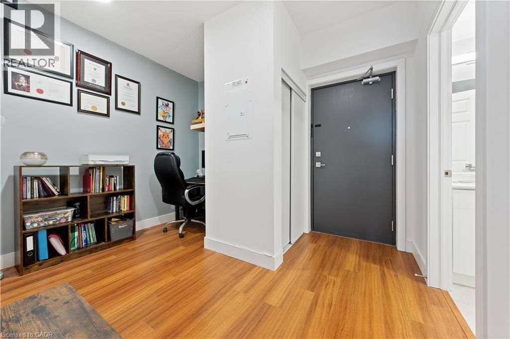 607 - 1 WELLINGTON STREET Image 5