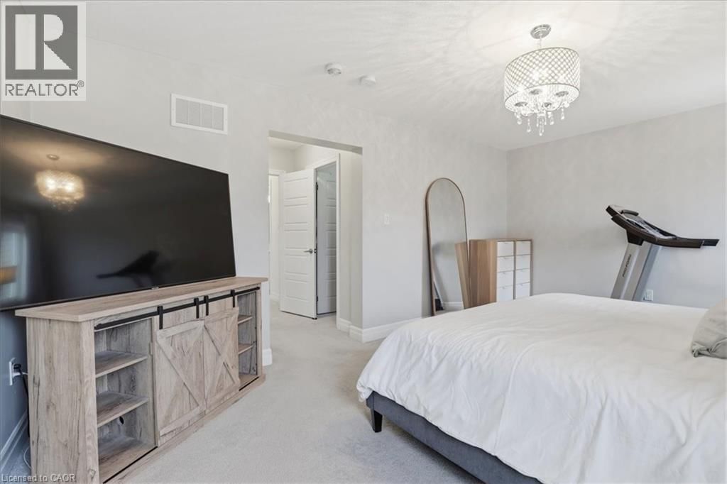 328 SHADY GLEN CRESCENT Image 24