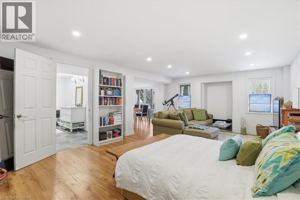 328 SHADY GLEN CRESCENT Image 28