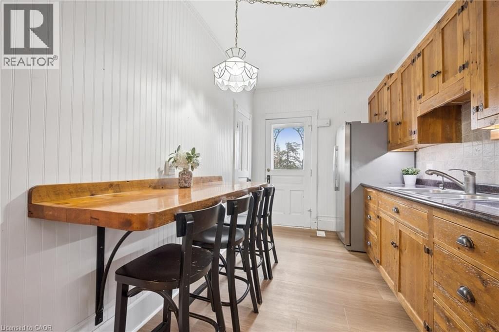 10 HAMPTON STREET Image 15