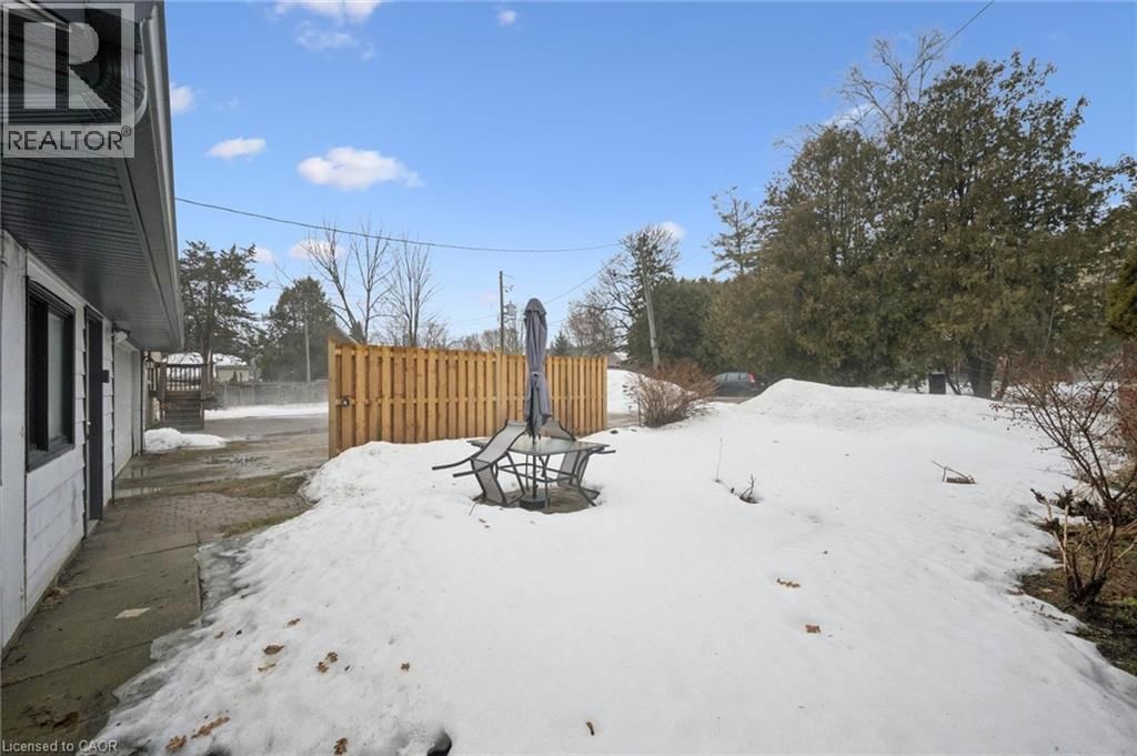 10 HAMPTON STREET Image 33