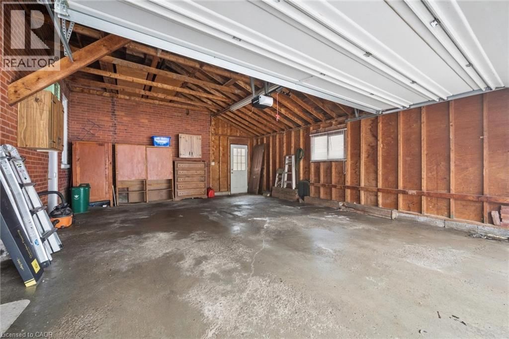 10 HAMPTON STREET Image 5