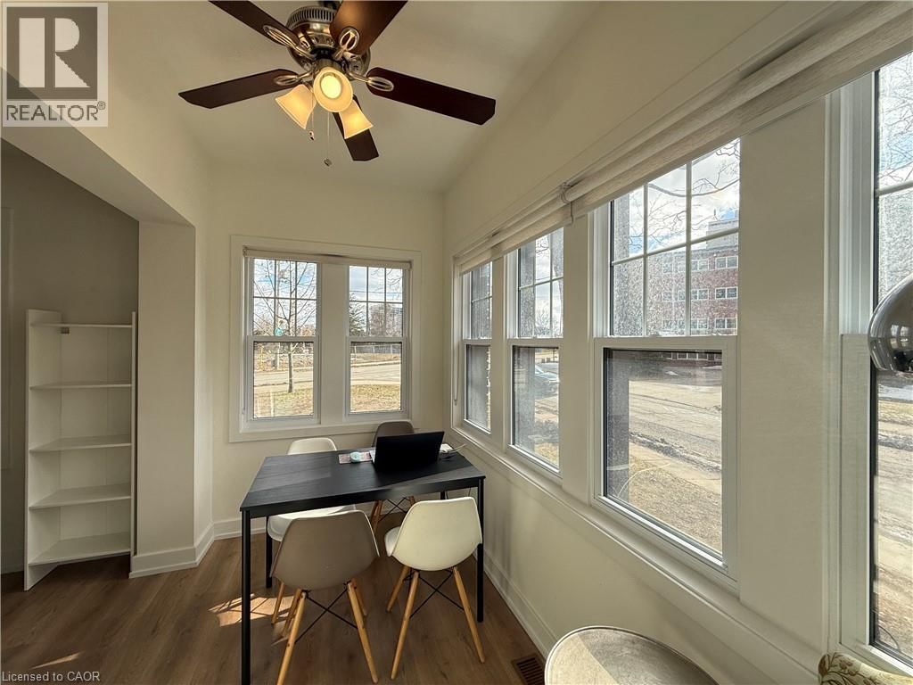 Unit A - 53 MARGARET AVENUE Image 20