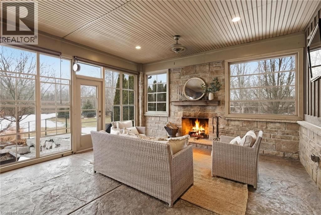 46 WOODSIDE DRIVE Image 21