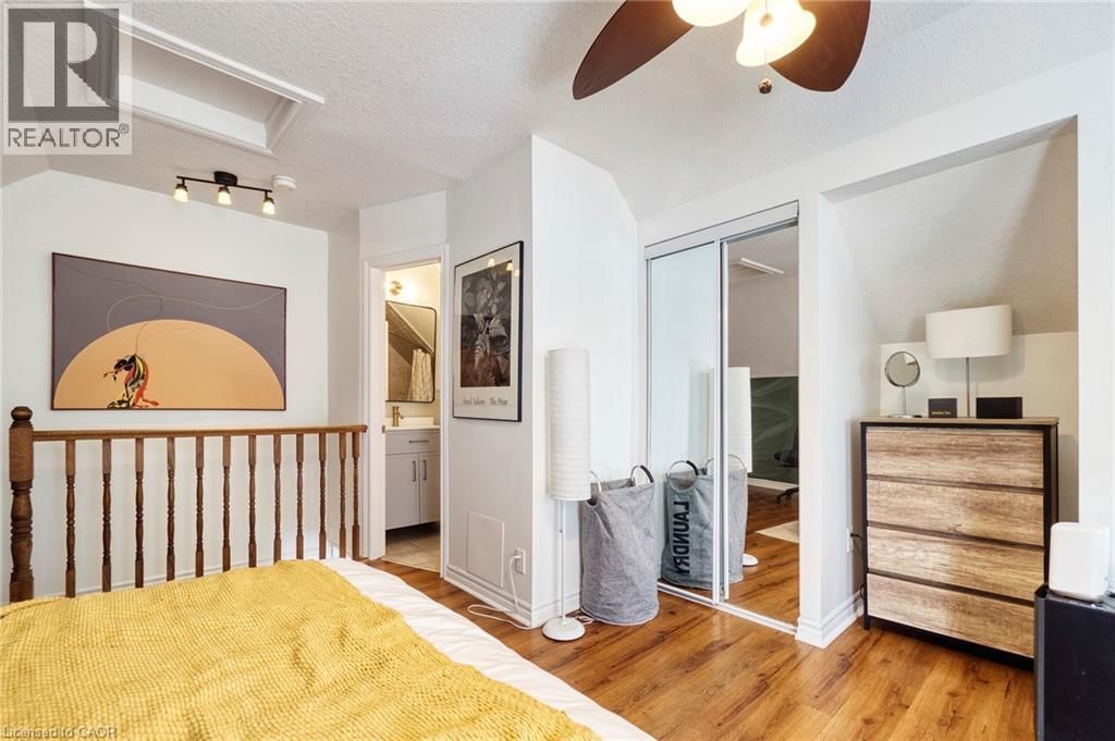 29 ANDREW STREET Image 22