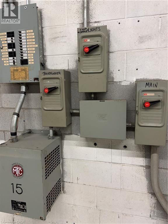 C-4 - 5035 NORTH SERVICE ROAD Image 14