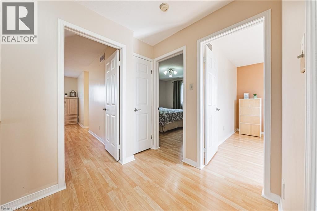 110 HIGHBURY DRIVE Image 19