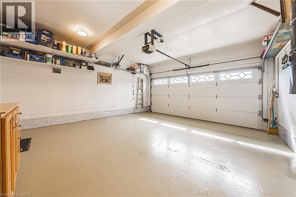 110 HIGHBURY DRIVE Image 37