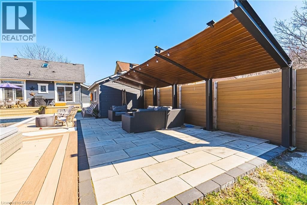 6 NELLES BOULEVARD Image 28