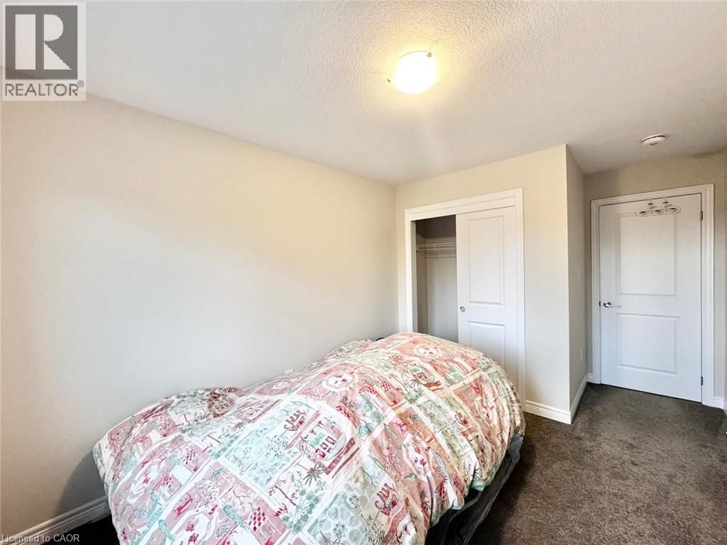 16 BIRMINGHAM DRIVE Image 12