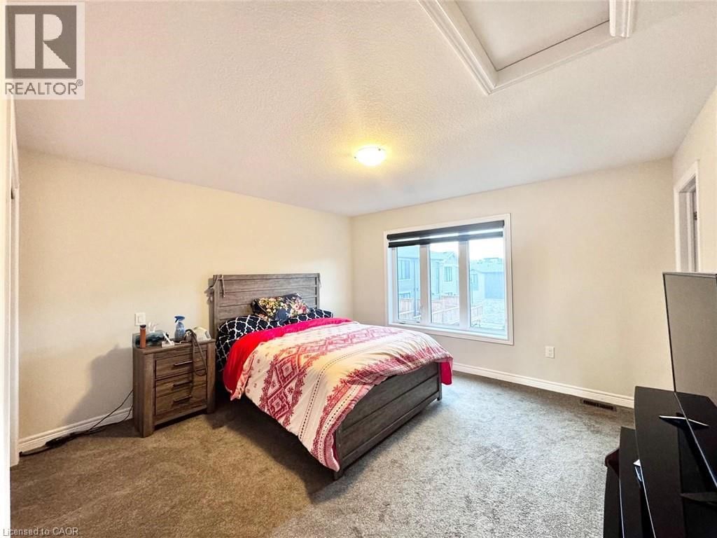 16 BIRMINGHAM DRIVE Image 17