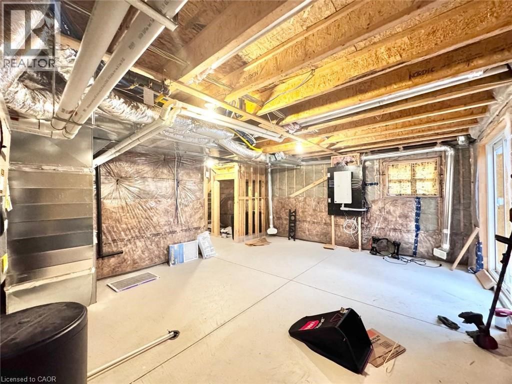 16 BIRMINGHAM DRIVE Image 21