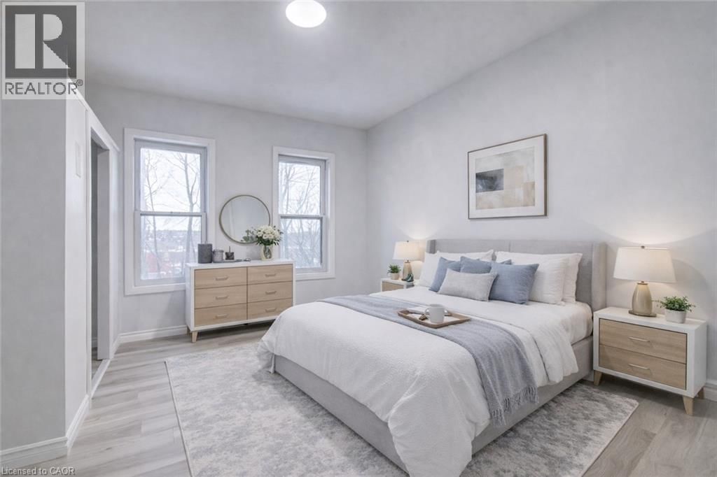 115 COURTNEY STREET Image 14