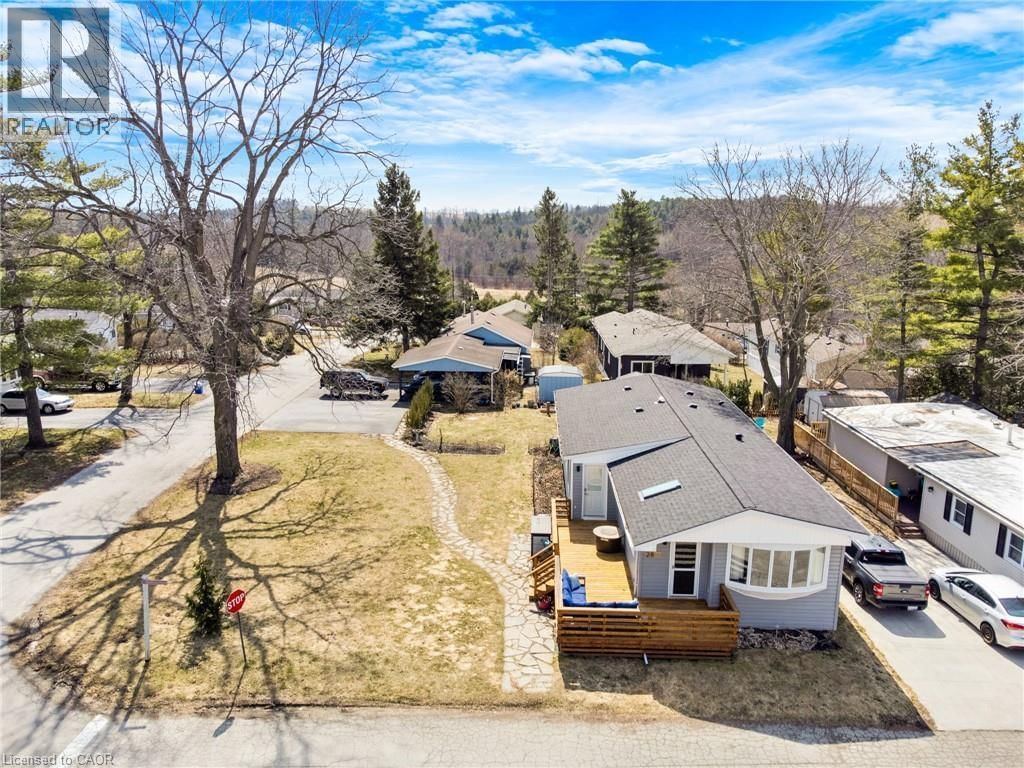 28 MACPHERSON CRESCENT Image 41