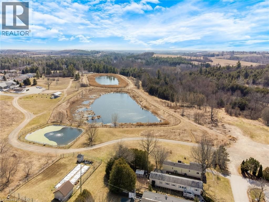 28 MACPHERSON CRESCENT Image 47