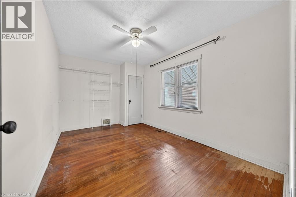 210 HUXLEY AVENUE SOUTH Image 11