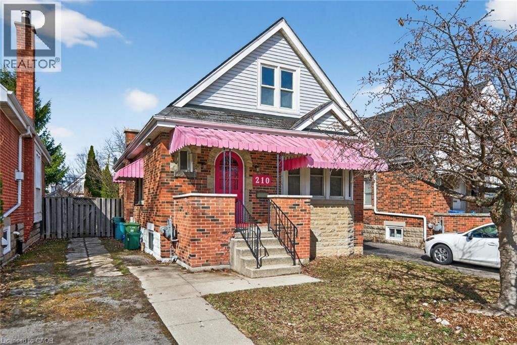 210 HUXLEY AVENUE SOUTH Image 2